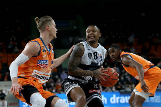 防守转换速 防守转换速