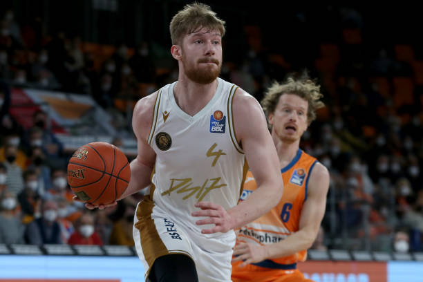 临时主教练 临时主教练