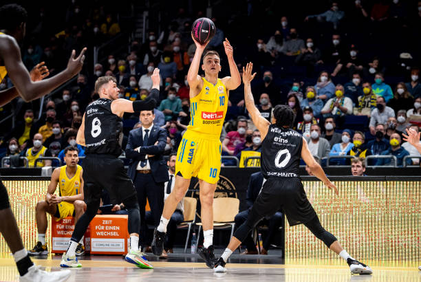 阳队在本赛 阳队在本赛